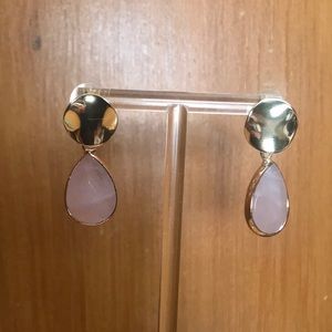 Rose quartz dangling earrings